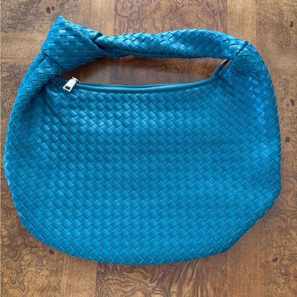 💖SPOTLIGHT💖Melie Bianco Foliage Green Large Brigitte Woven Shoulder Hobo Bag